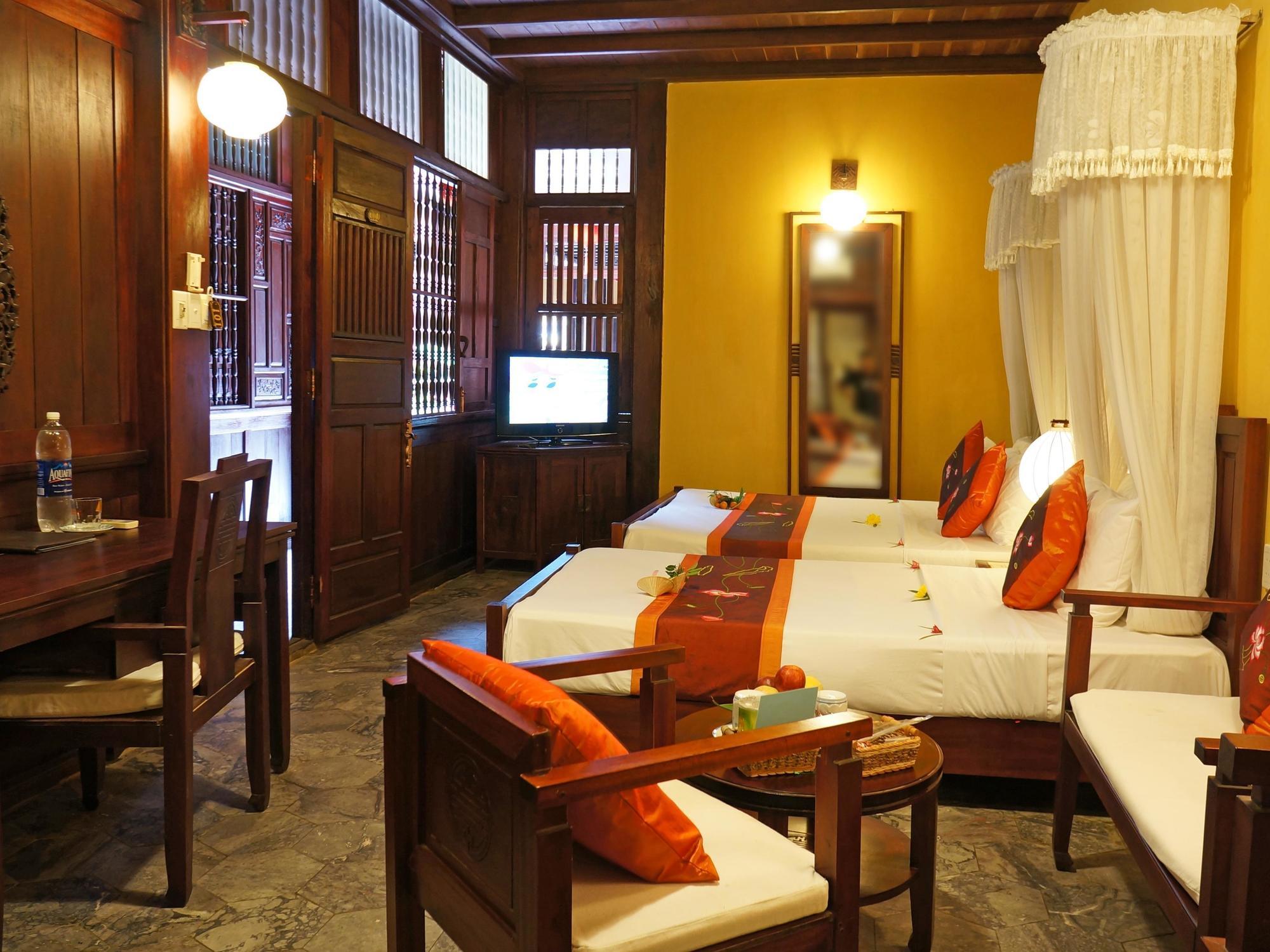 הוי אן Vinh Hung Heritage Hotel מראה חיצוני תמונה